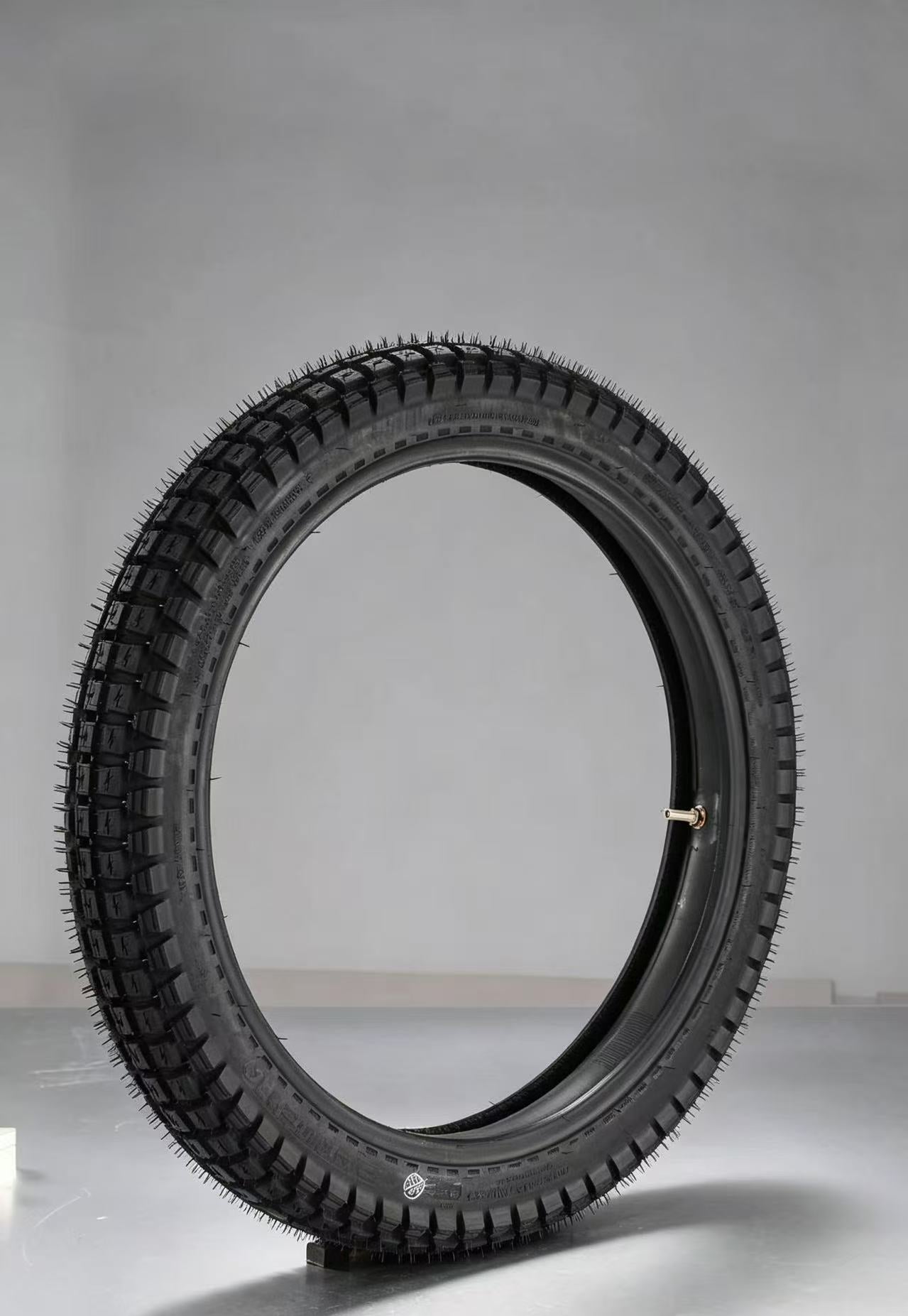 E7513-1  Babyfat Rear Tire -18'' SS2.5/SS3.0/SE/SR